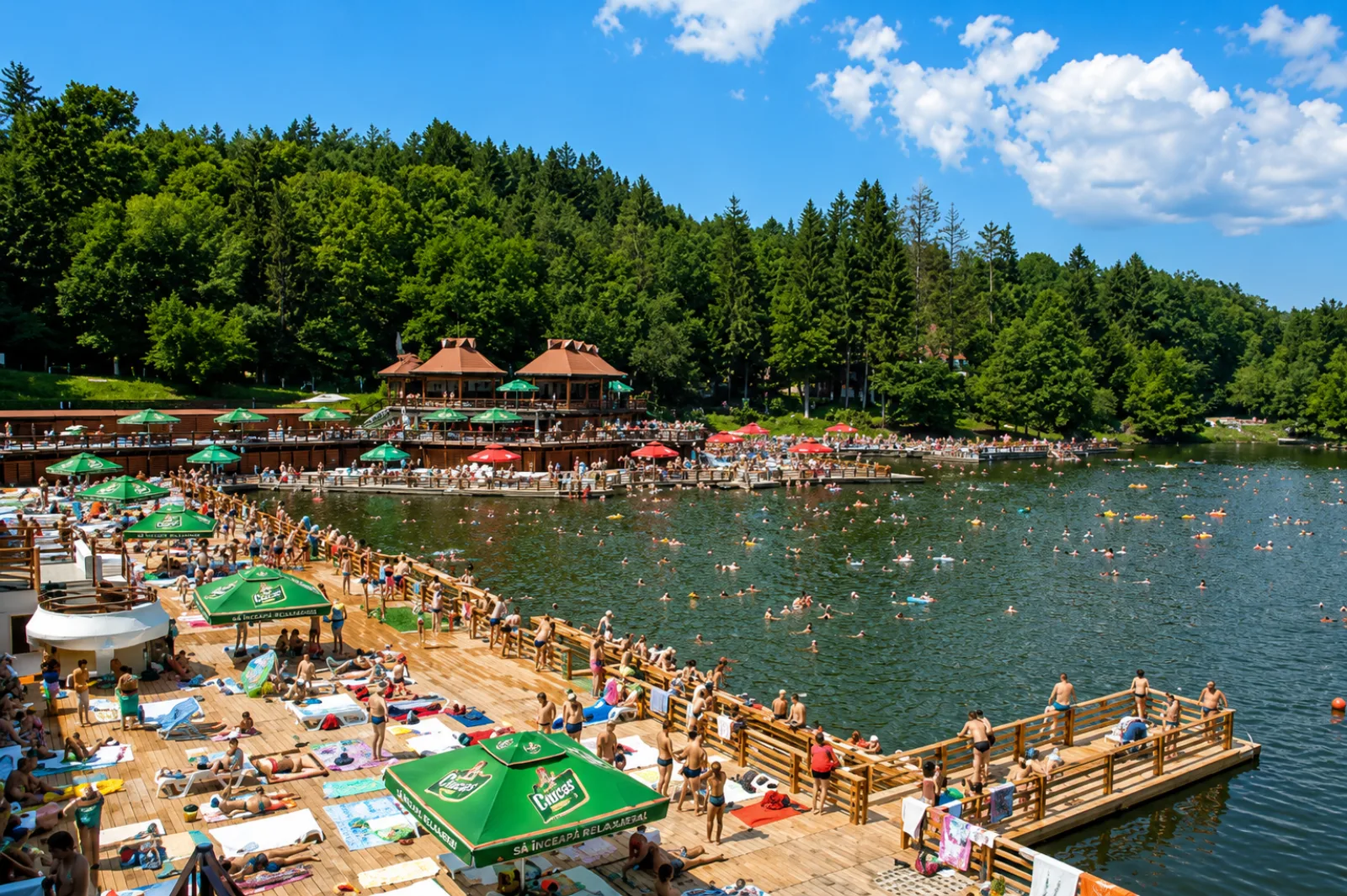 Lacul Ursu din Sovata, cel mai mare lac helioterm din Europa