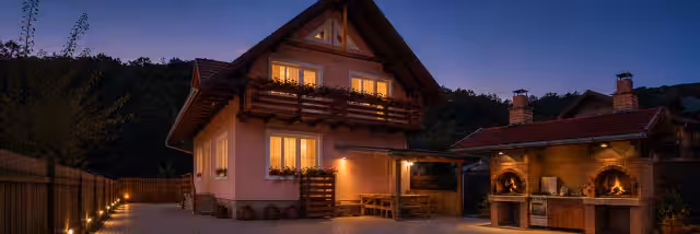 Vila AnNa luminată seara