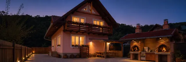 Vila AnNa luminată seara